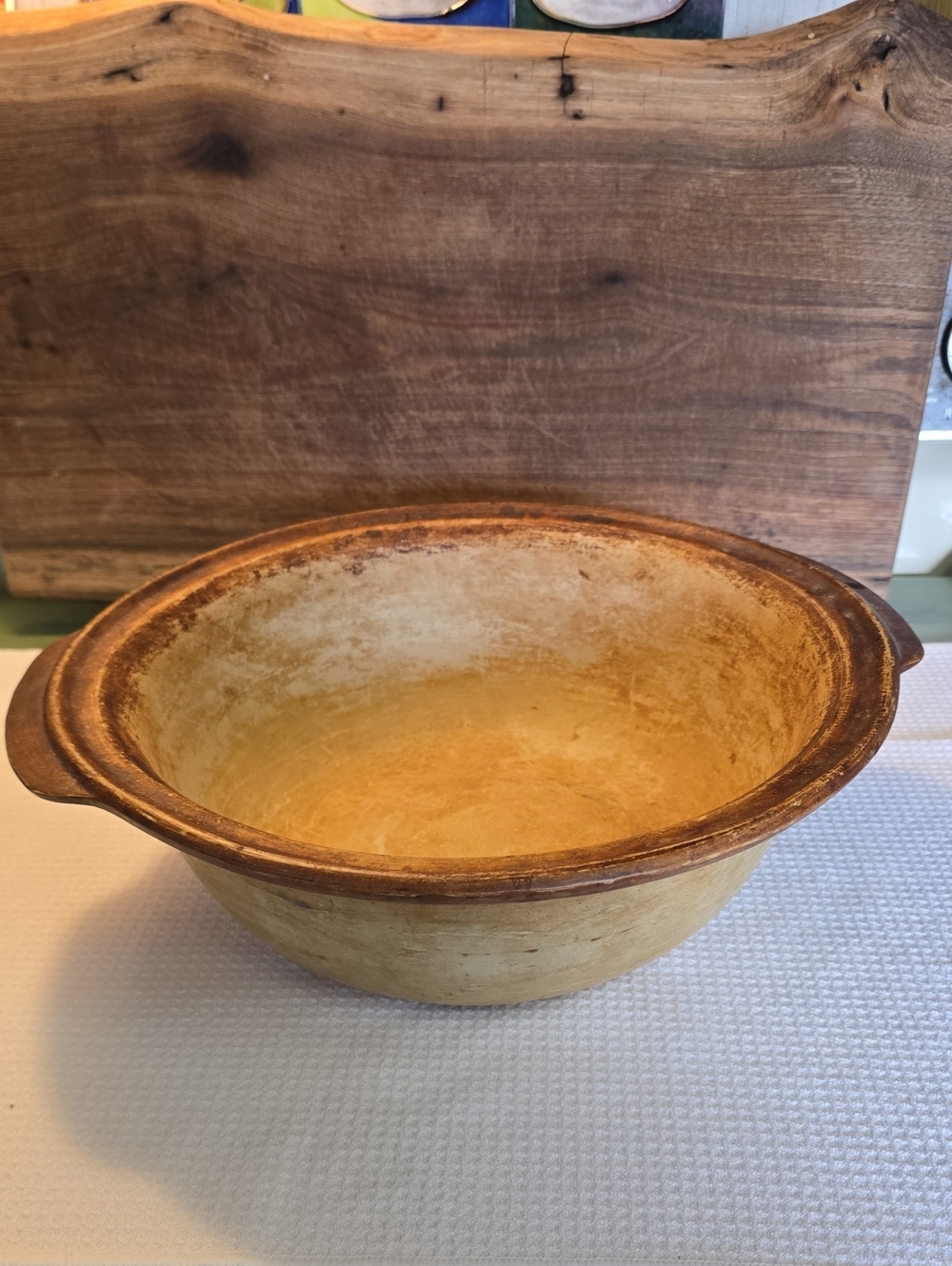 The Pampered Chef 12", Seasoned, Stoneware Mixing Bowl